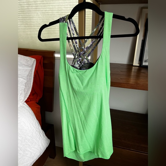 Lululemon Wild Tank Heathered Pistachio / Floral Sport White Multi - Picture 3 of 5